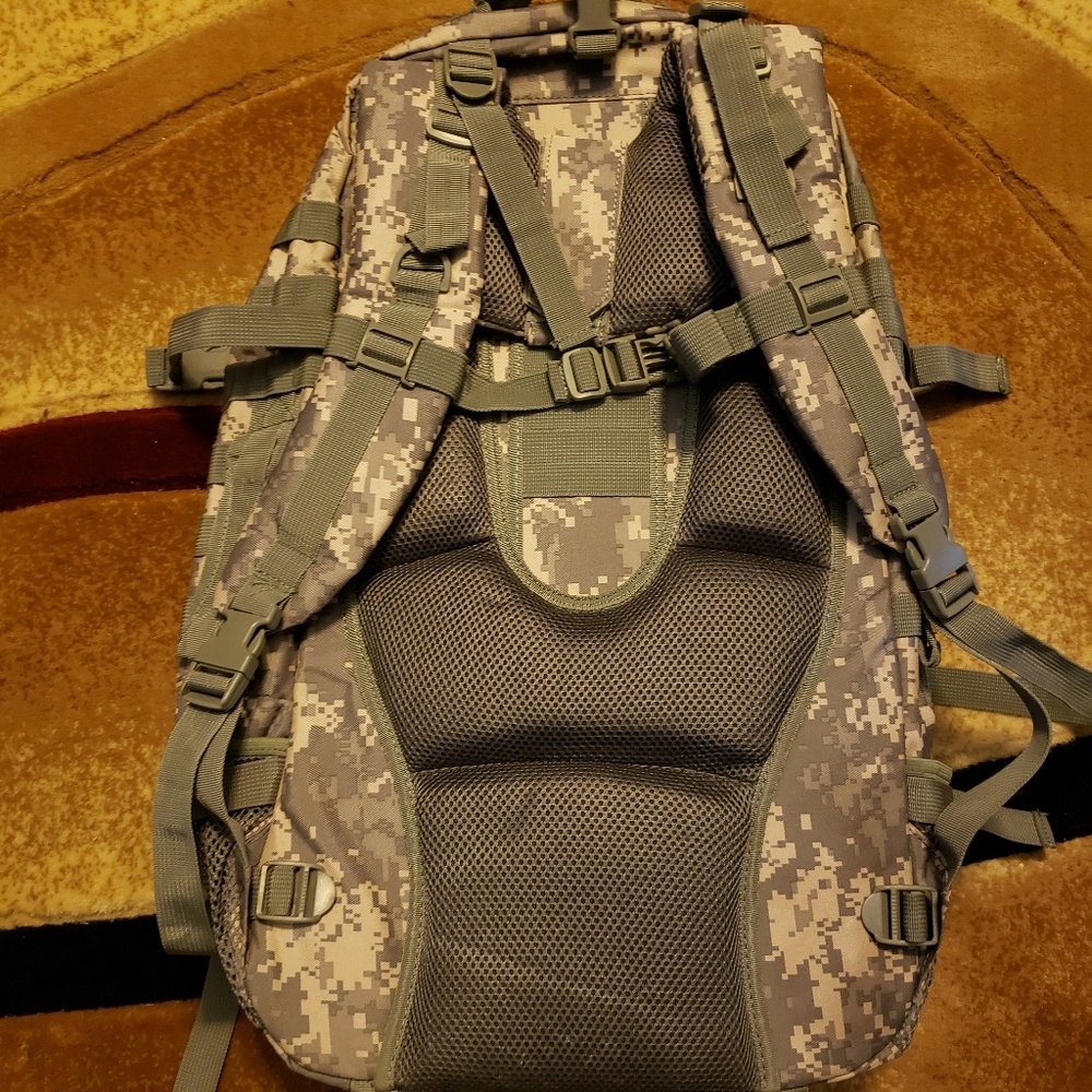 ACU Day Backpack - Picture 2 of 7